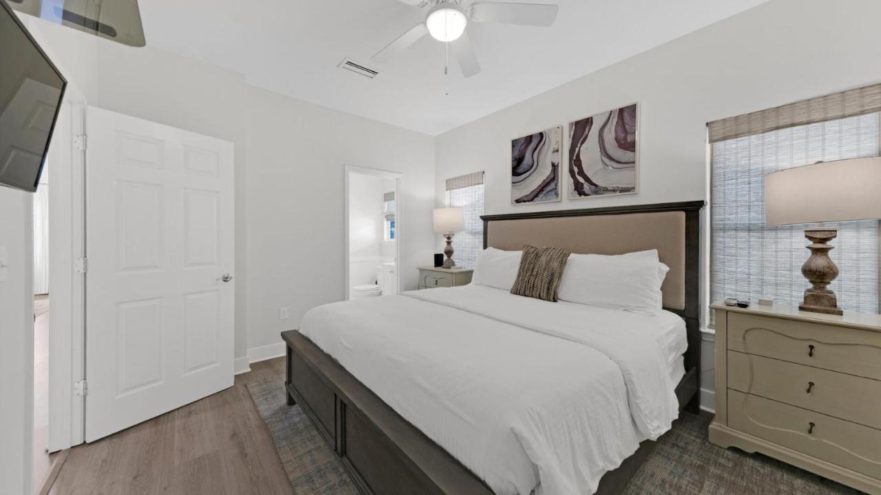 Pelican House - Newly Remodeled, Professionally Decorated, Only About 1 Mile To Seaside! 산타로사 비치 외부 사진